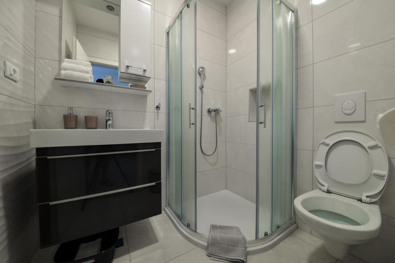 Apartmani Spiline Baška Voda Exterior foto