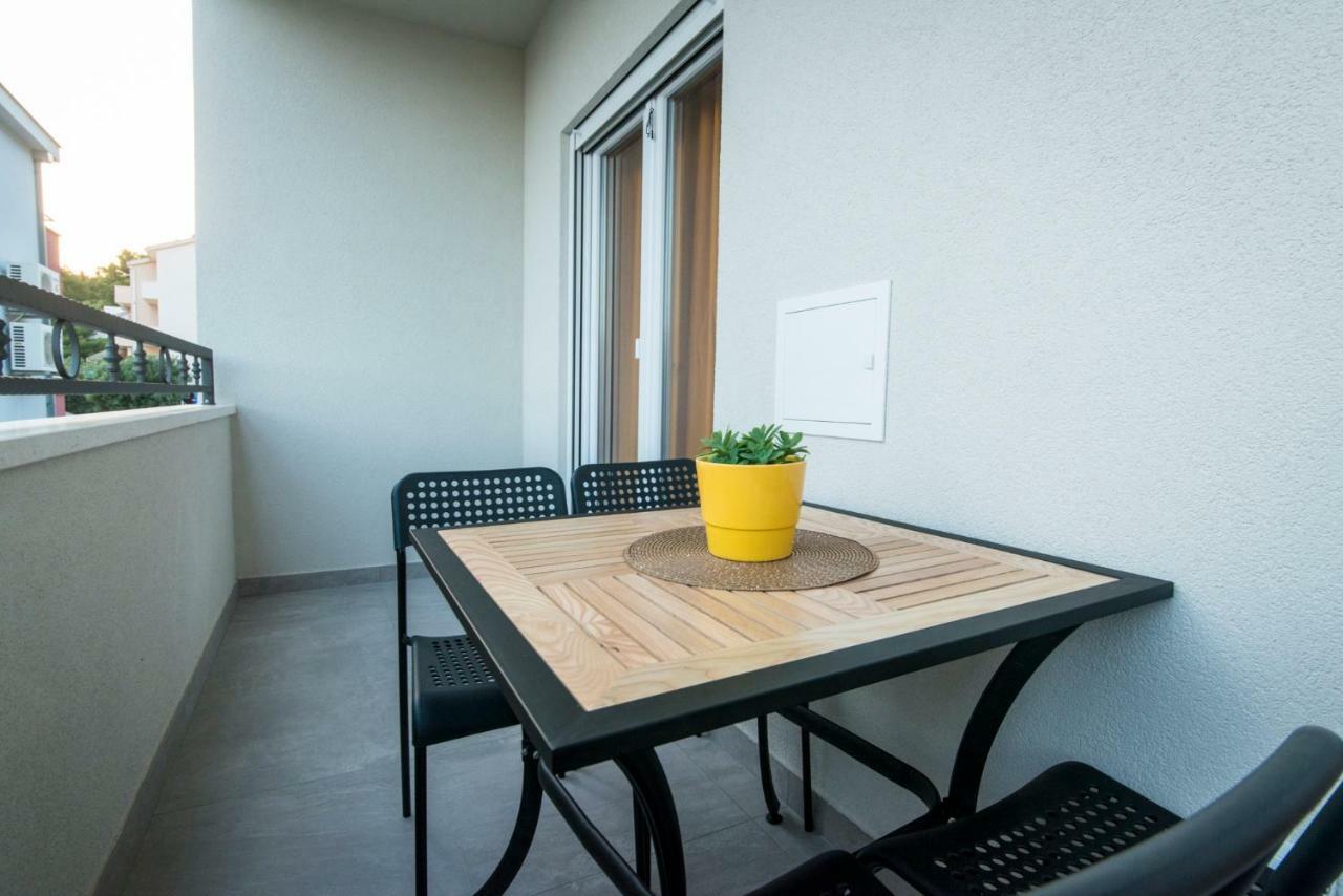 Apartmani Spiline Baška Voda Exterior foto